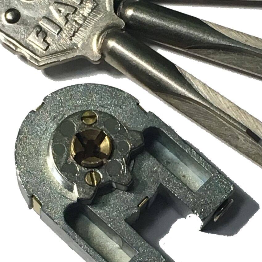 Canhão Fiam 4 Entradas - Ferradura 80 - DESCONTINUADO