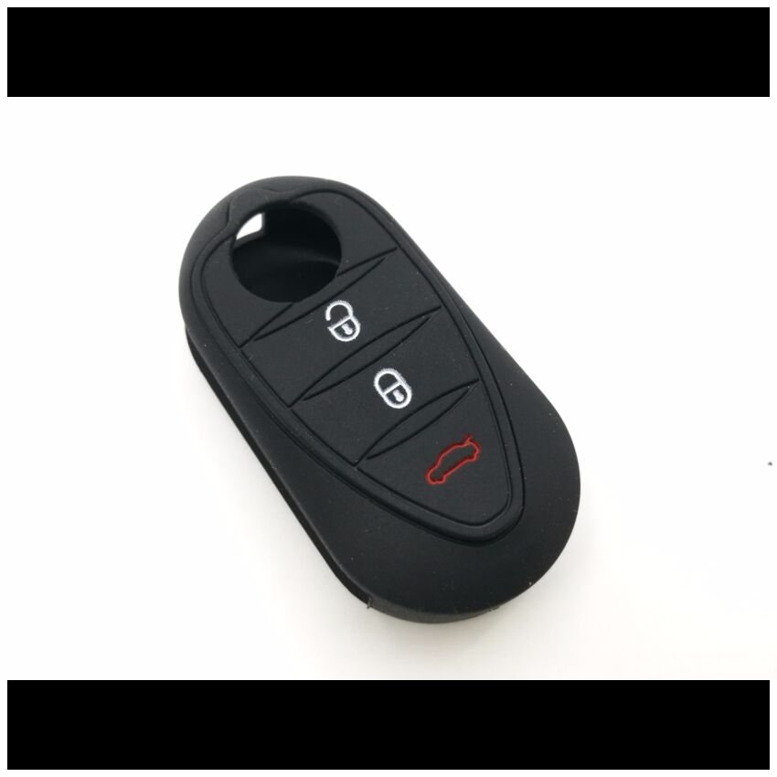 Capa silicone Alfa Romeo, três botões, negro