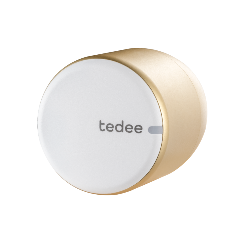 Abrir a porta com telemóvel com a fechadura inteligente Tedee PRO